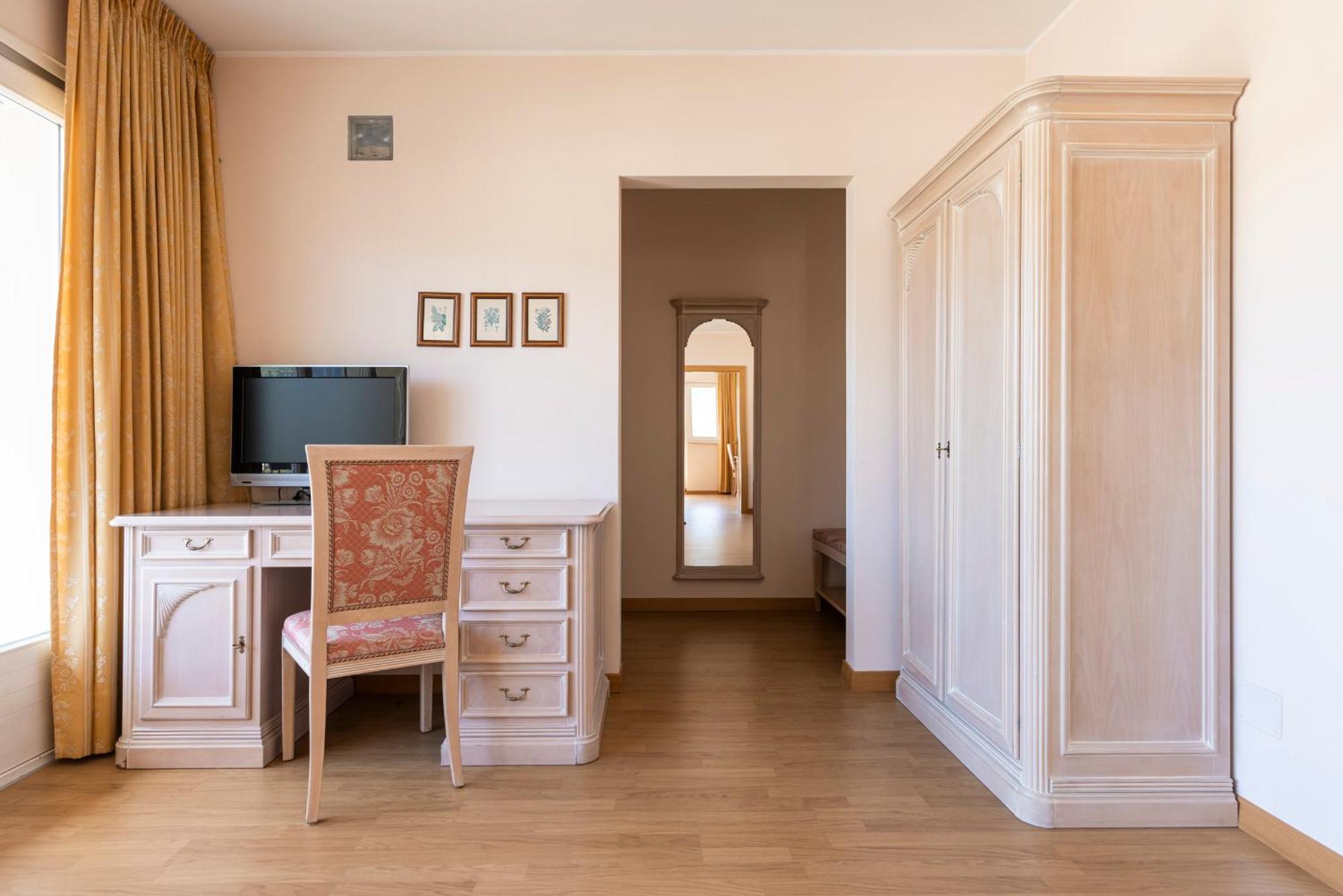 Weingarten Terlan - Rooms & Breakfast חדר תמונה